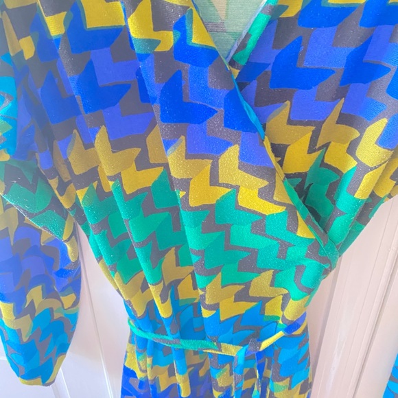 Long sleeved Multi color bike geometric print wrap dress by Shabby Apple sz 16 - Picture 4 of 4